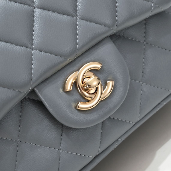 シャネルバッグ素材ディテール